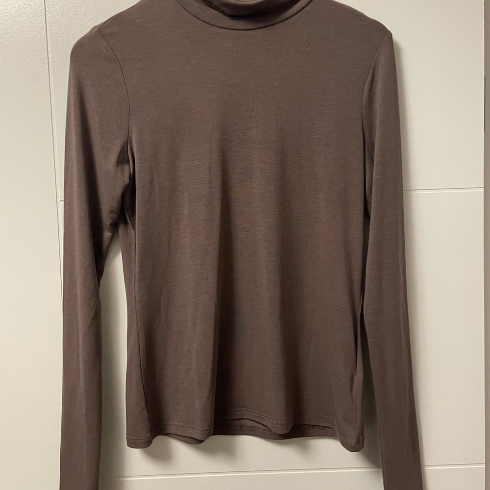 H&M Taupe Turtleneck Top